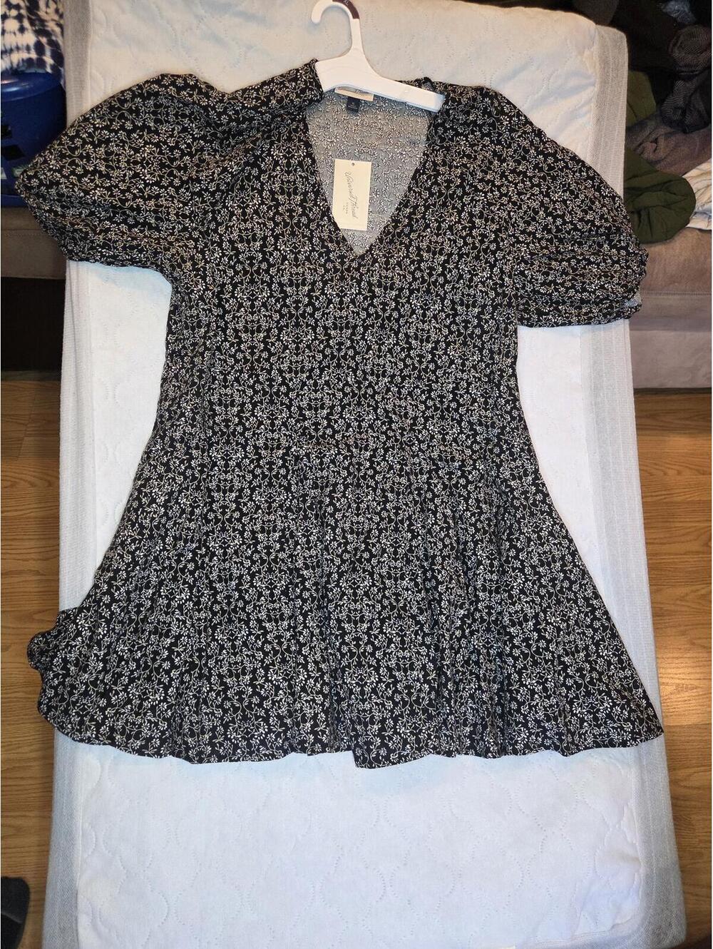Universal Thread Black Floral Puff Sleeve Dress XL - Picture 6 of 8